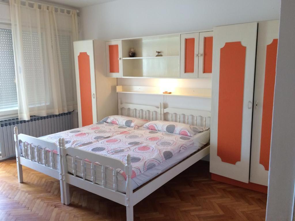 Apartman I Sobe Marijana Rab Town Exterior photo